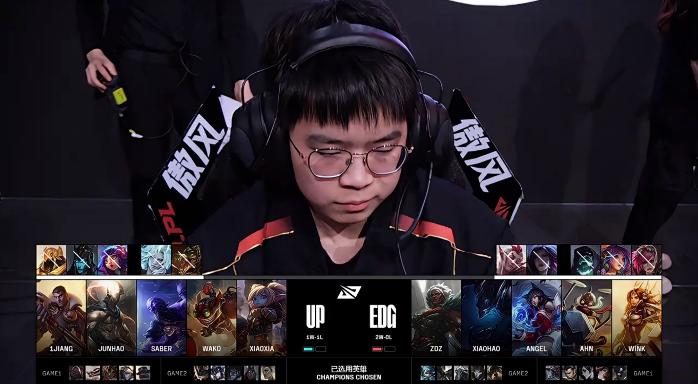 Kaiyun中国官网-锐不可当引发热议！，Scout在C9比赛中最后时刻胜出热度持续攀升-Kaiyun中国官网