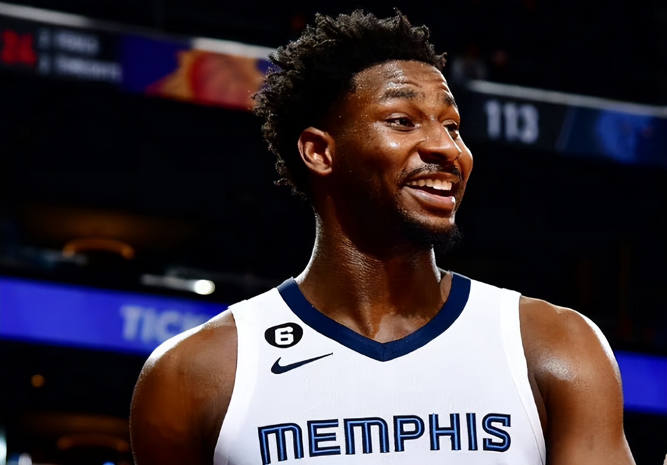 kaiyun app-里尔训练开放日；转会期遗憾出局引欢呼；NBA季后赛在即；医务组通报恢复-kaiyun app